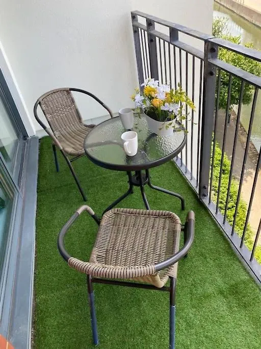 Apartament Modern 3 Beds 2 Bath Flat - Parking & Sleeps 6 Londyn