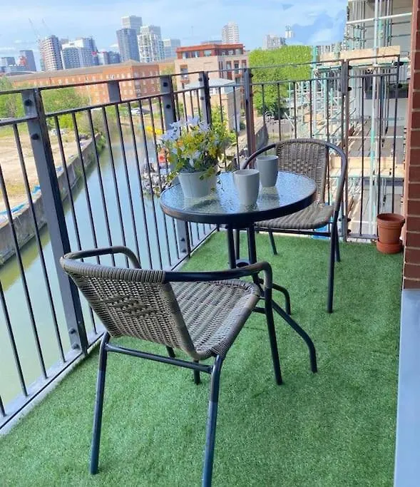 Modern 3 Beds 2 Bath Flat - Parking & Sleeps 6 Apartment London United Kingdom